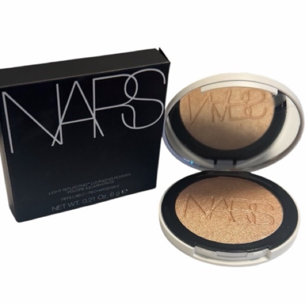 NARS Light Reflecting Luminizing Powder in ELECTRA New w/Box Full Size